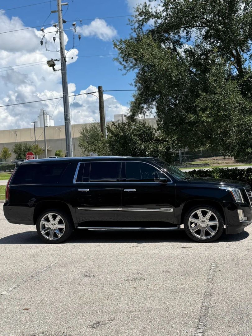 cadillac escalade esv 2019 1GYS3HKJ9KR136382 image cadillac escalade esv 2019 1GYS3HKJ9KR136382 image